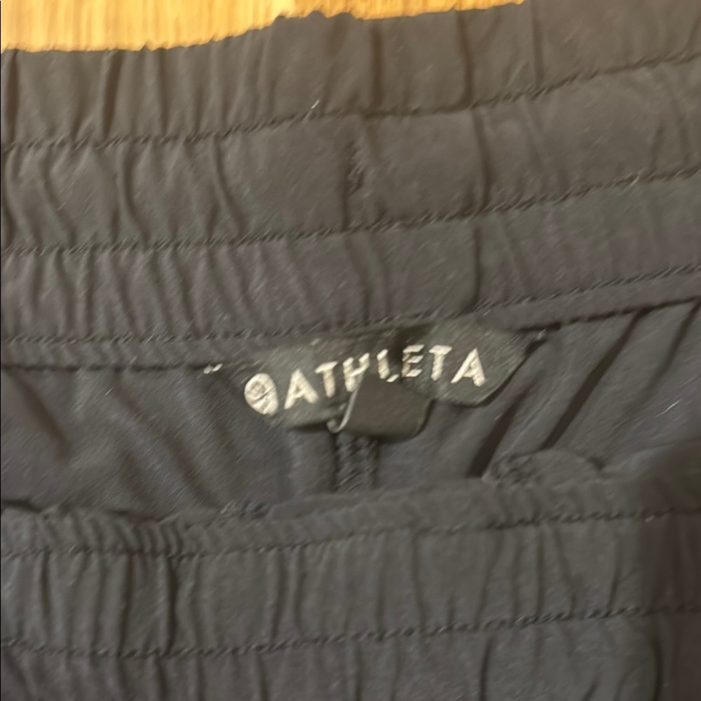 Athleta Black Relaxed Shorts - Picture 3 of 13